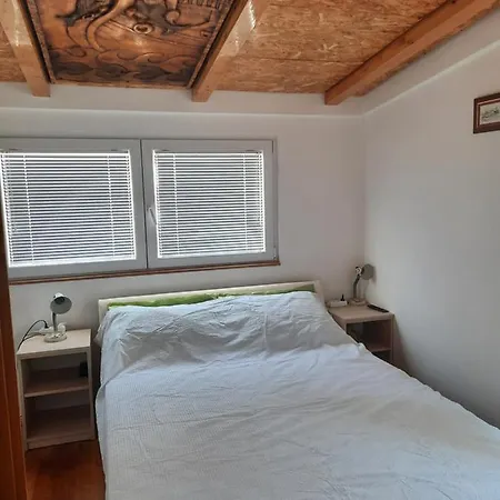 アパート Antique *